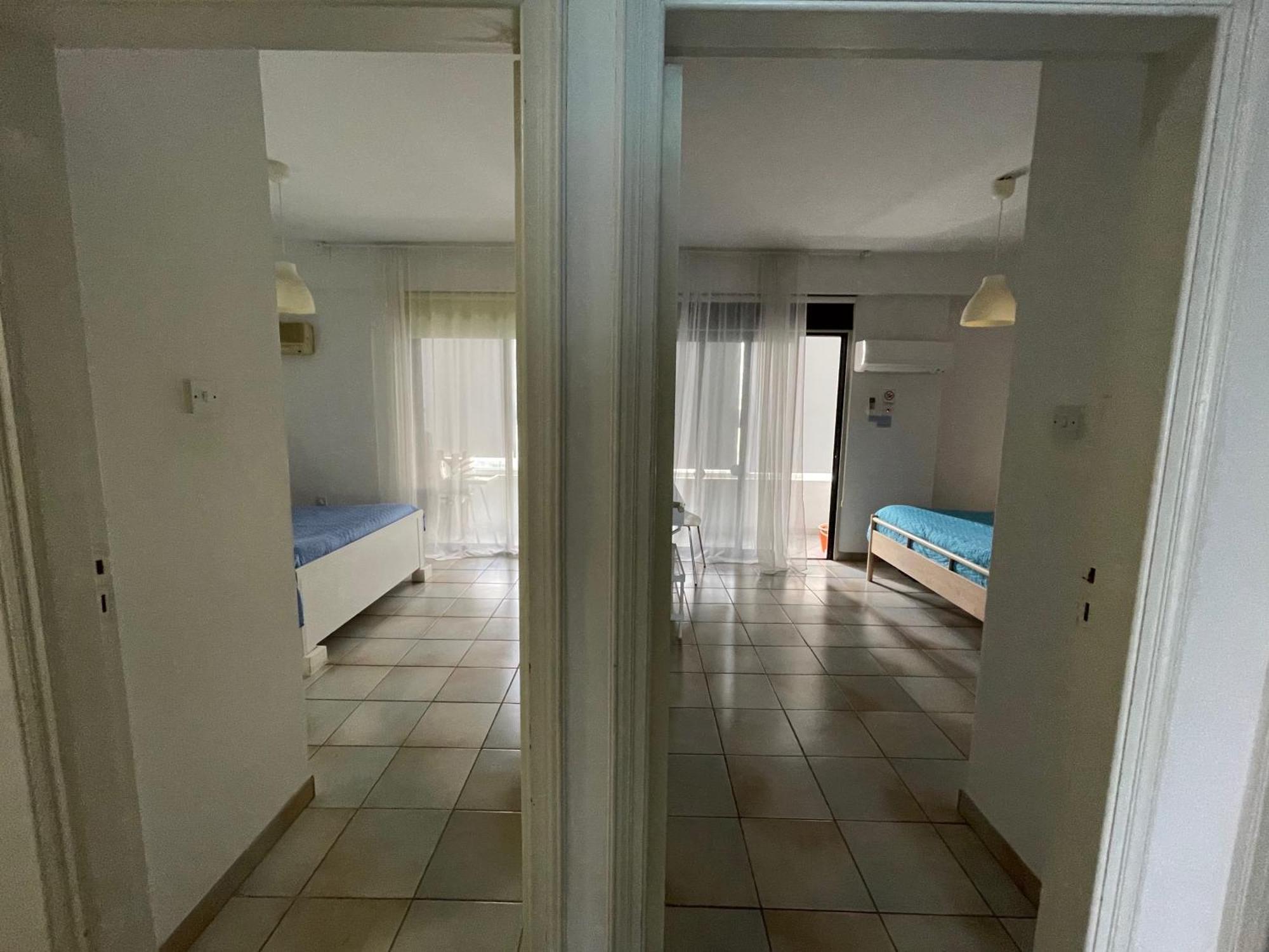 Krasas Beach Apartment Larnaca Bilik gambar