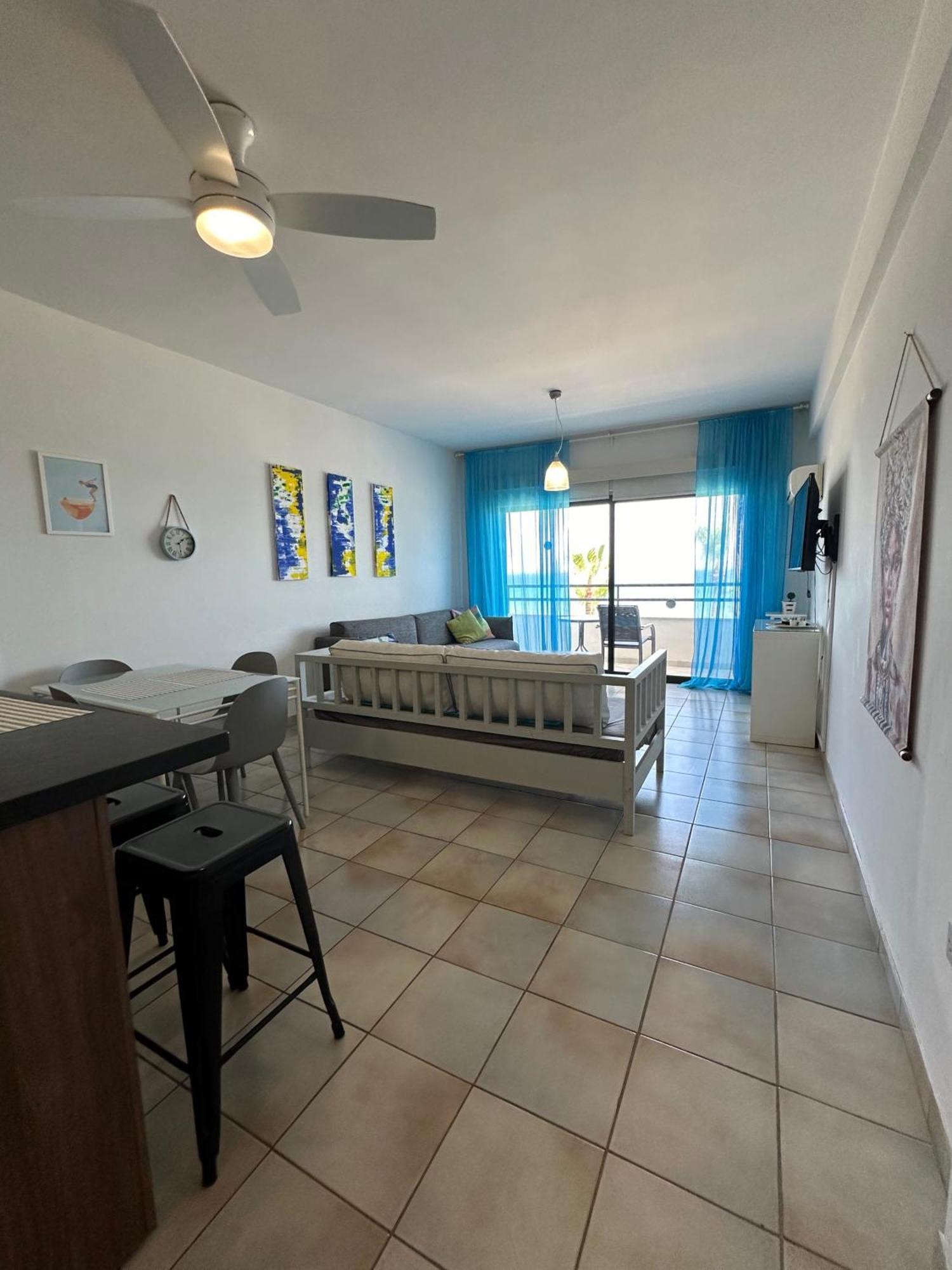 Krasas Beach Apartment Larnaca Bilik gambar