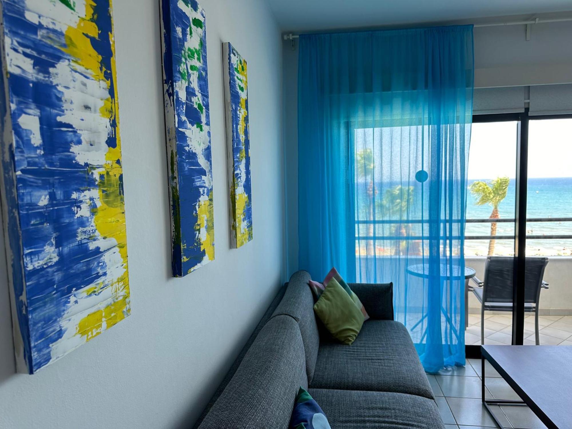 Krasas Beach Apartment Larnaca Bilik gambar