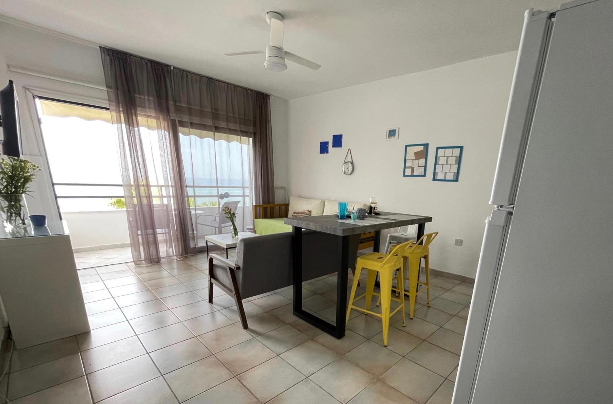 Krasas Beach Apartment Larnaca Bilik gambar